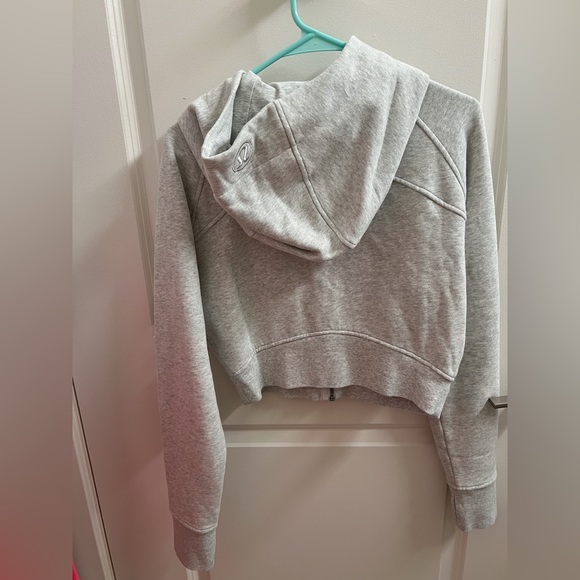 SOLD - Scuba Full-Zip Cropped Hoodie (Heathered Core Ultra Light Grey) - Picture 2 of 3